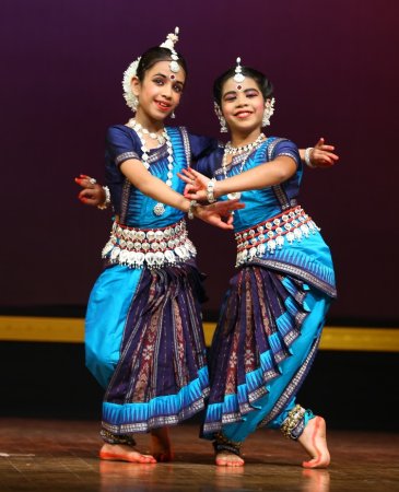 Odissi duet by under 10 talents