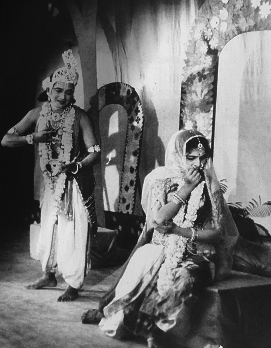 Mayadhar Raut and Sanjukta Panigrahi in Geeta Govinda