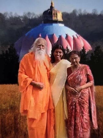 Swami Satchidananda, Padma Rasiah and Rukmini 