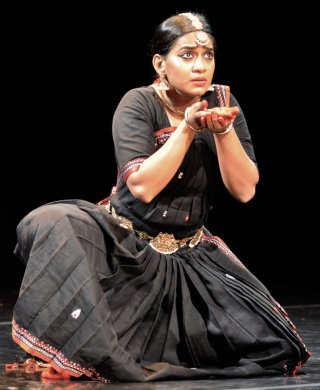 Keerthana Ravi