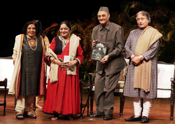 Shobha Deepak Singh, Uma Sharma, Dr.Karan Singh, Ustad Amjad Ali Khan