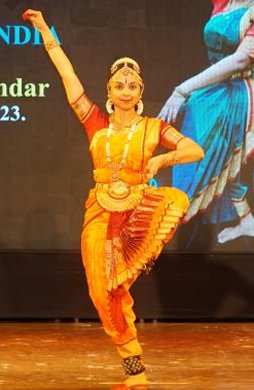Charanya Gurusatya