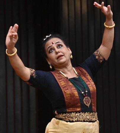 Natya Vriksha World Dance Day celebrations 2024 - Prateesha Suresh