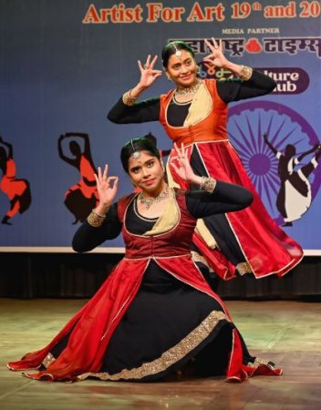 Gayatri and Suhani Bhat