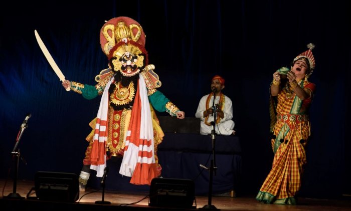 Seeta Apaharan - Ravana in his ghora roopa abducting Seeta