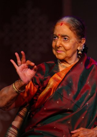 Kalanadam - Lalitha Srinivasan