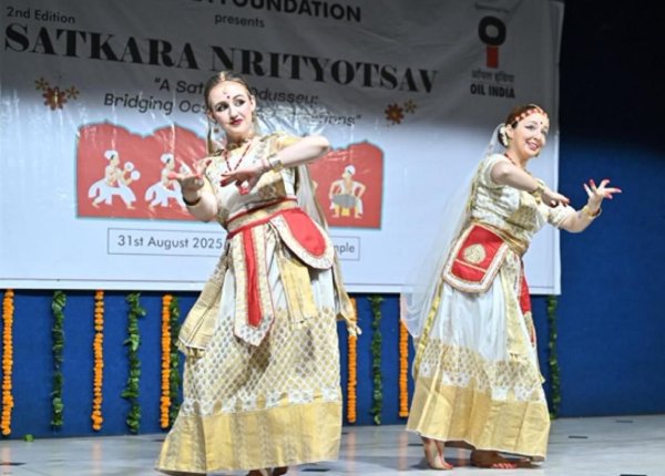 Perrine Leguollon and Francisca Salina