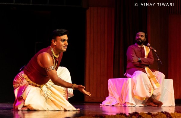 Saparya - Dr. Sridhar Vasudevan and Dr Madhusudan Kalaichelvan