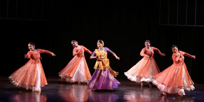 Shovana Narayan & group