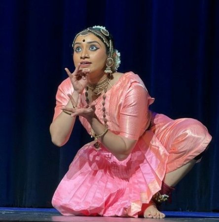 Hariṇi presented by Meera Sreenarayanan