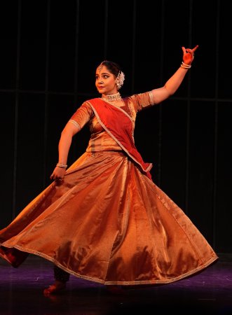 Aviral Rang - Ashwini Soni