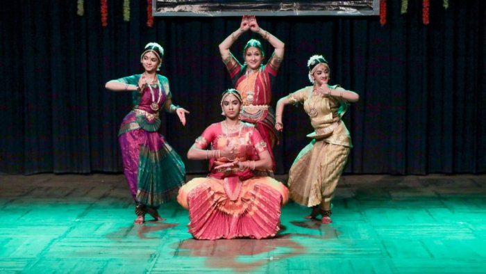 Shree Paavitra Arts Academy