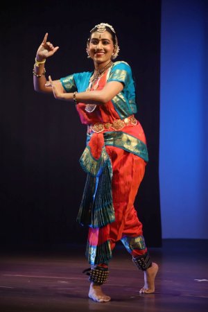 Ravali Nageshwar