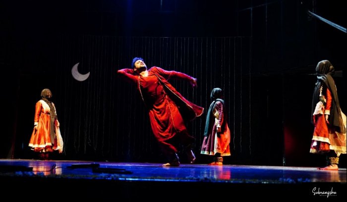 Sudip Chakraborty and dancers