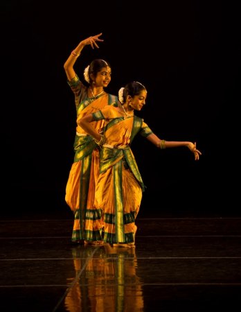 Kalanidhi Dance's Nritya Vahini