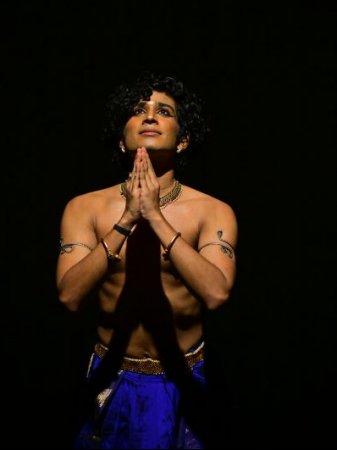 ĀRŪRE - Jagadishwar Sukumar