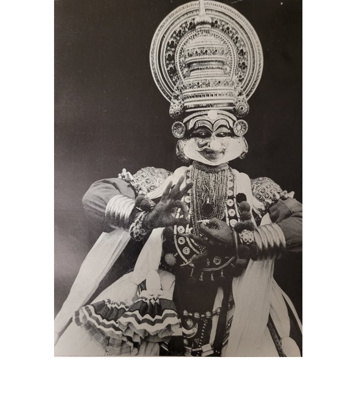 VP Dhananjayan in Kathakali vesham (The Kalakshetra Journal, 1964)