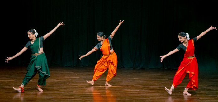 Aneesha Grover, Amrita Shivakumar, Nandita Kalaan