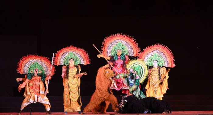 Purulia Chhau by Susanta Mahato and group