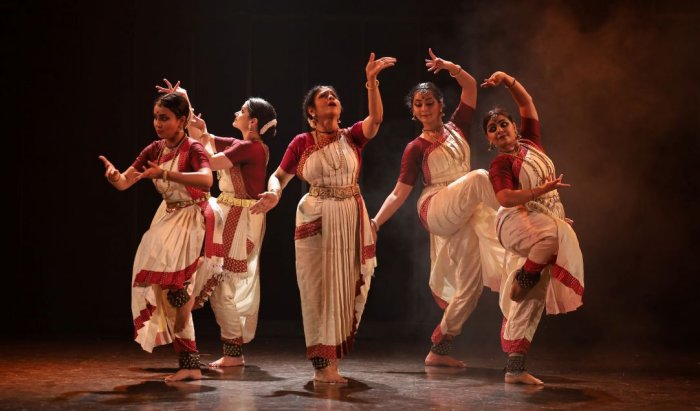 Ananda Shankar Jayant and group